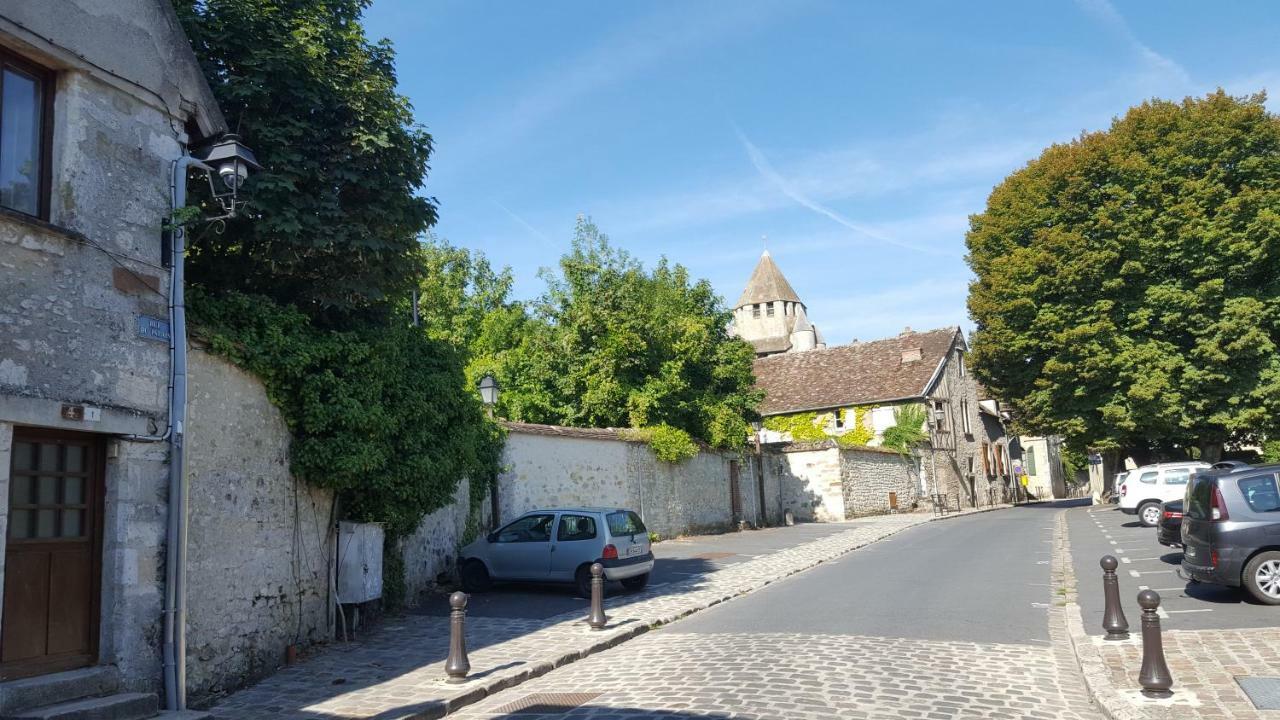 Appartement Au Coeur De La Cite Medievale Provins Exterior foto